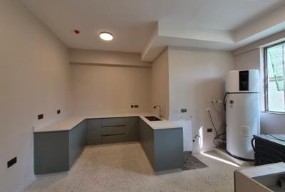 4 Bed Apartment with En Suite at Off Peponi Rd - 4