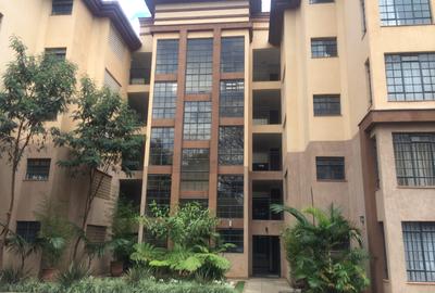 2 Bed Apartment with En Suite in Brookside