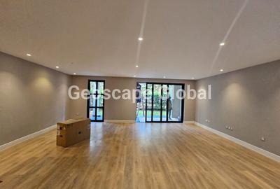 3 Bed Apartment with En Suite in Runda