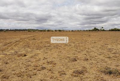 Land in Kitengela - 3