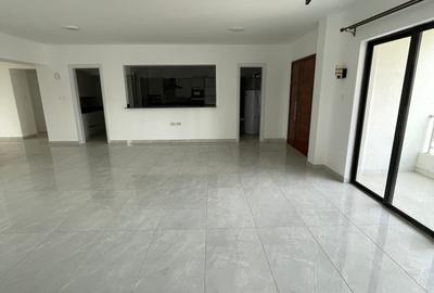 3 Bed Apartment with En Suite in Westlands Area - 4