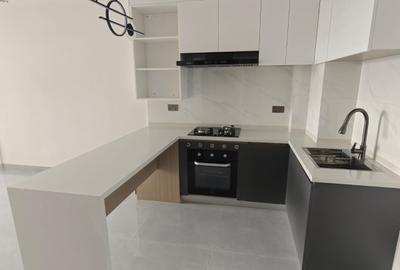 1 Bed Apartment with Swimming Pool in Kilimani - 4