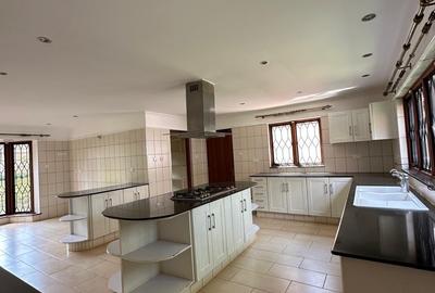5 Bed House with Staff Quarters in Runda - 4