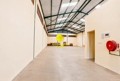 5,545 ft² Warehouse with Fibre Internet in Mlolongo - 3