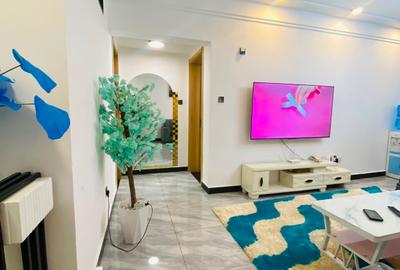 Serviced 1 Bed Apartment with Swimming Pool at Wood Avenue - 4