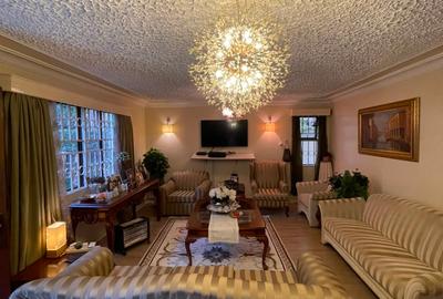 4 Bed Townhouse with En Suite at Maji Mazuri Rd - 3
