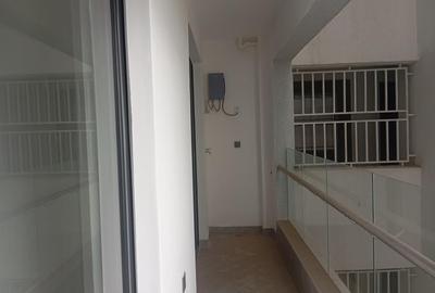 1 Bed Apartment with En Suite at Kilimani - 4