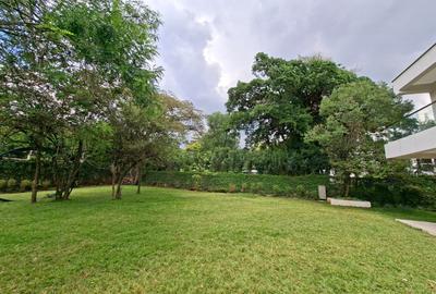 5 Bed Townhouse with En Suite in Karen - 3