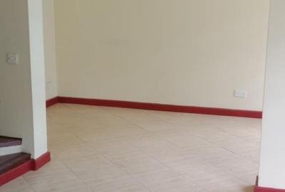 4 Bed Townhouse with En Suite at Langata - 4