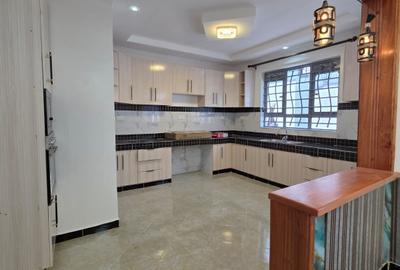 4 Bed House with En Suite in Ruiru - 2