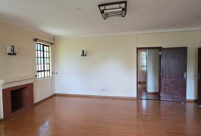 4 Bed House with En Suite in Runda - 4