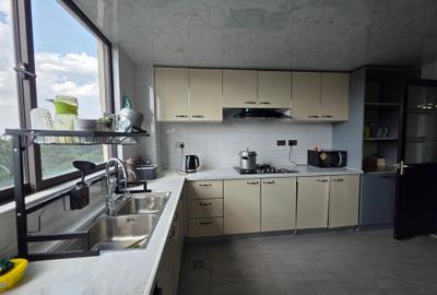 Serviced 4 Bed Apartment with En Suite in Kilimani - 4