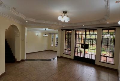 5 Bed Townhouse with En Suite at Convent Drive - 3
