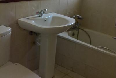 Commercial Property with Parking in Kilimani - 3