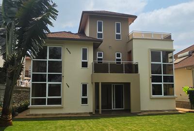 4 Bed Villa with En Suite at Kiambu Road