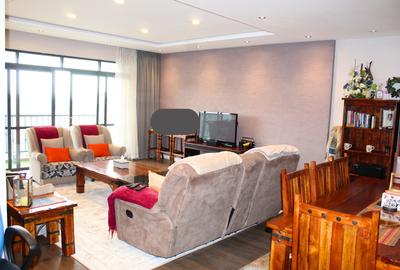 2 Bed Apartment with En Suite in Parklands - 3