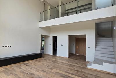 4 Bed Villa with En Suite at Ruaka Rd - 4