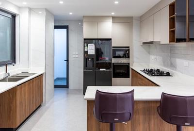 2 Bed Apartment with En Suite at 2026-401 - 3