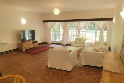 3 Bed Apartment with En Suite in Lavington - 2