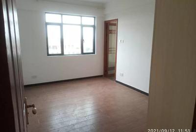 2 Bed Apartment with Gym in Kilimani