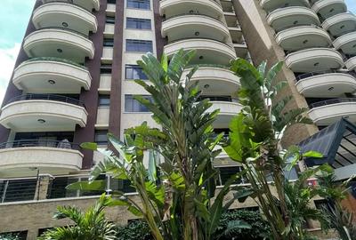4 Bed Apartment with En Suite at Riverside Drive
