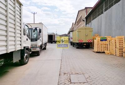 Warehouse in Industrial Area - 3