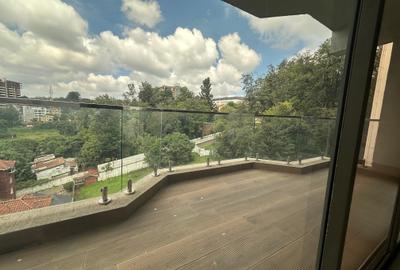 2 Bed Apartment with En Suite in Rhapta Road