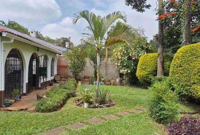 4 Bed Townhouse with En Suite at Loresho - 2