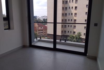 2 Bed Apartment with En Suite in Westlands Area - 3