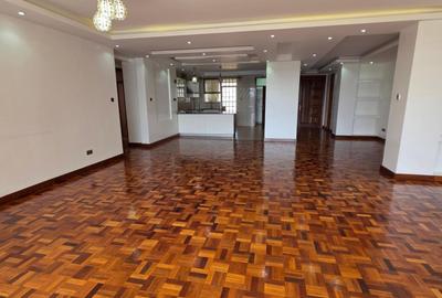 3 Bed Apartment with En Suite at Othaya Road - 4