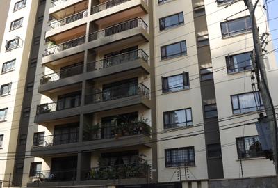 4 Bed Apartment with En Suite in Parklands