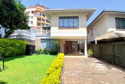 4 Bed Townhouse with En Suite at Lavington Green