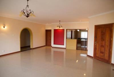 3 Bed Apartment with En Suite in Westlands Area - 4