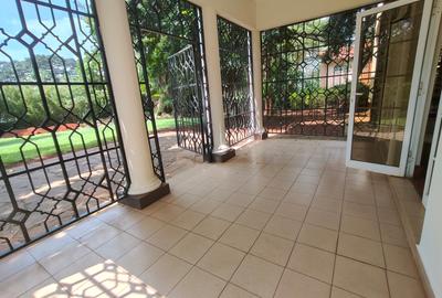 4 Bed House with En Suite at Spring Valley - 3