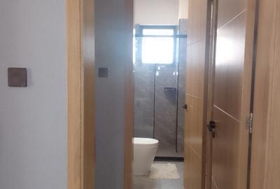 2 Bed Apartment with En Suite in Kilimani - 4