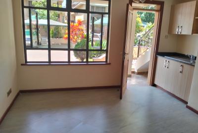 5 Bed Townhouse with En Suite in Lavington - 3