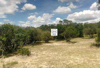13 ac Land at Sekenani