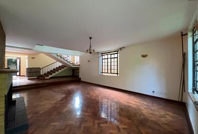 4 Bed Townhouse with En Suite in Lavington - 4
