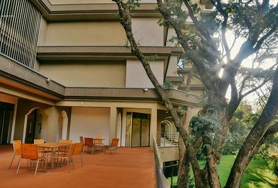 3 Bed Apartment with En Suite in Parklands