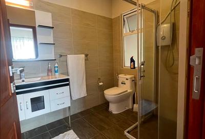 Serviced 2 Bed Apartment with En Suite at Gatundu Rd - 3