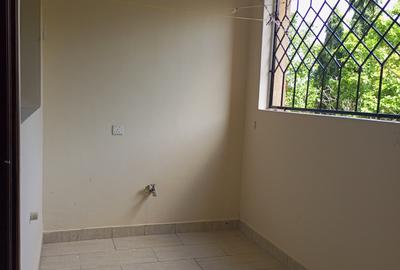 Serviced 3 Bed Apartment with En Suite in Nyali Area - 2