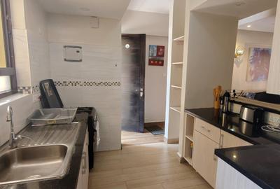 1 Bed House in Kilimani - 3