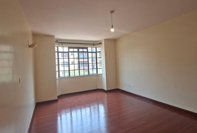 3 Bed Apartment with En Suite in Westlands Area - 3
