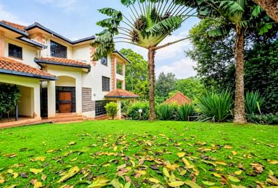 4 Bed Villa with En Suite in Kitisuru