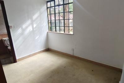 1 Bed Apartment with En Suite in Kilimani - 4