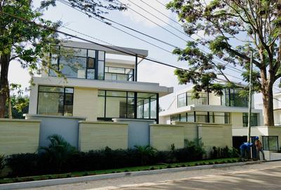 5 Bed Villa with En Suite at 2026-187 * 11.07 - 3