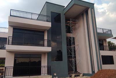 5 Bed House with En Suite at Karen - 2