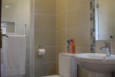 Serviced 2 Bed Apartment with En Suite in Kileleshwa - 4