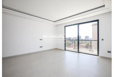 2 Bed Apartment with En Suite in Brookside - 2