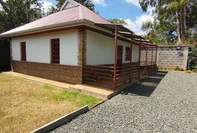 2 Bed House with En Suite at Karen